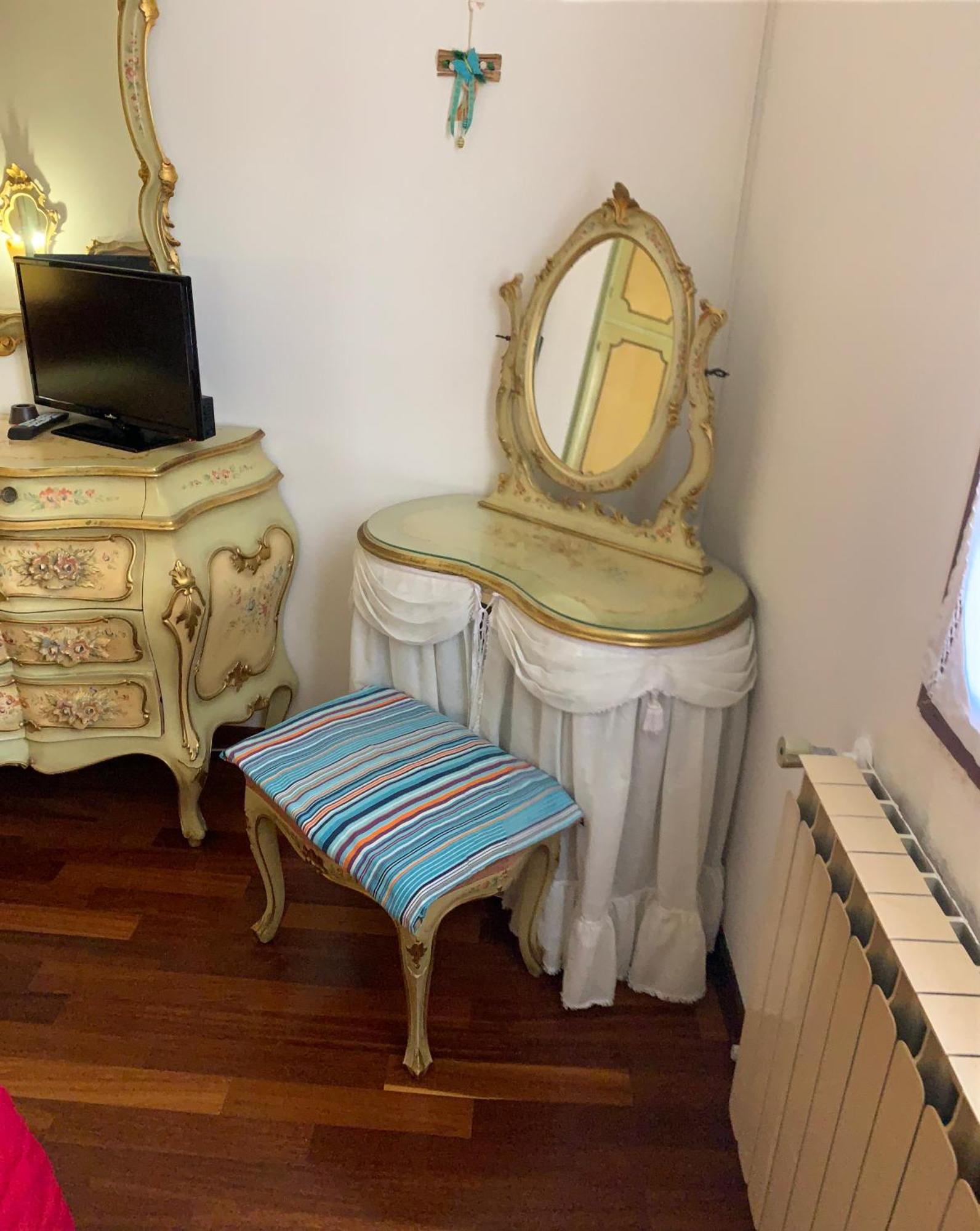 Hotel del amor Lovenice Center Venecia